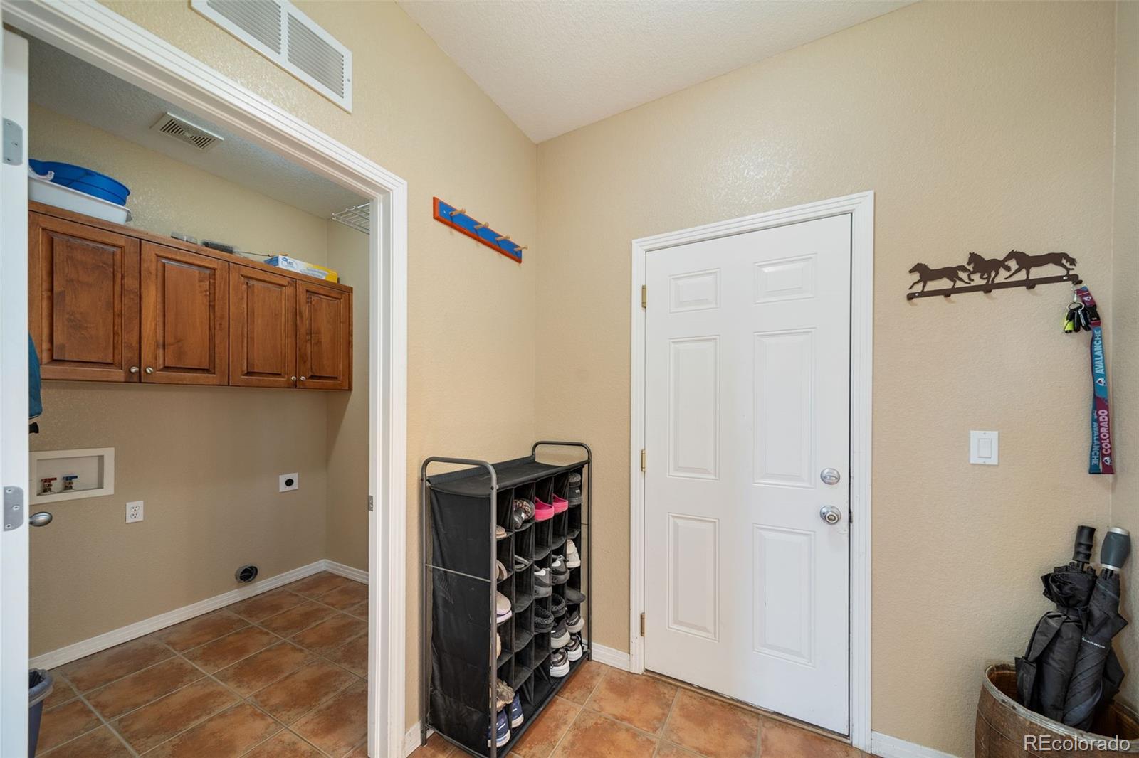 MLS Image #28 for 40900  red fox circle,elizabeth, Colorado
