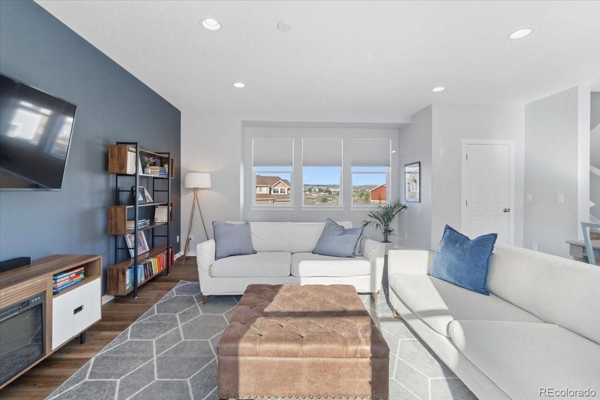 MLS Image #10 for 1828  blue oak court,castle rock, Colorado