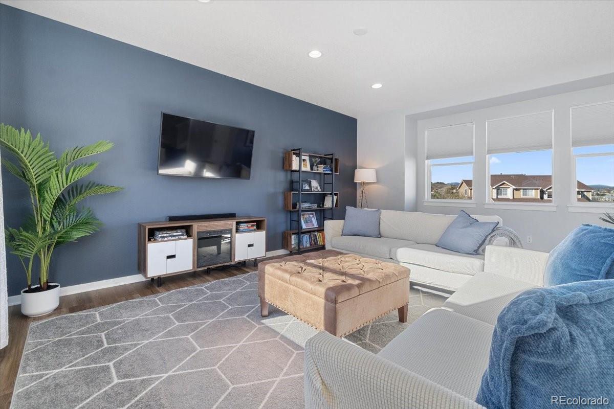 MLS Image #2 for 1828  blue oak court,castle rock, Colorado