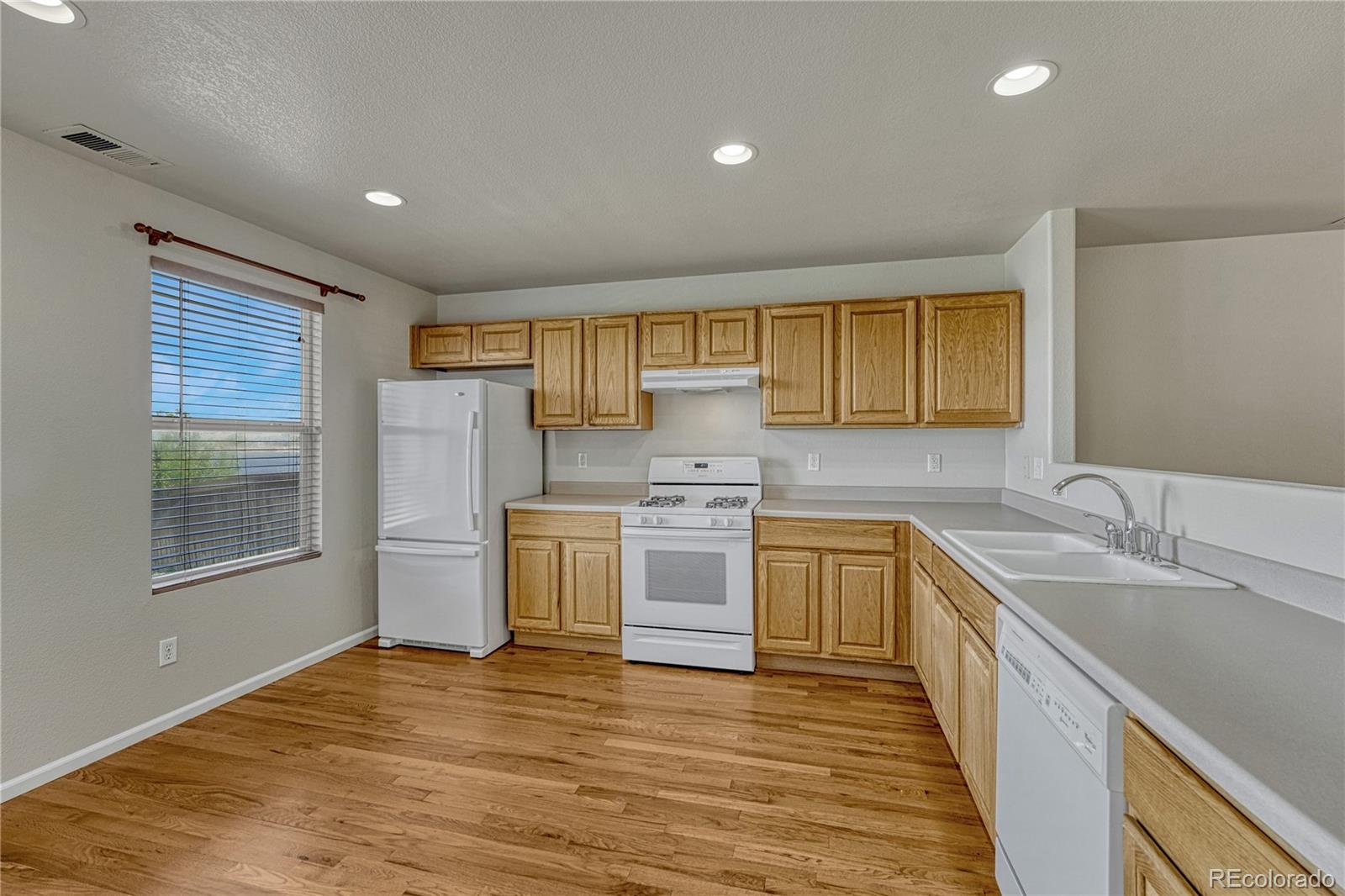 MLS Image #9 for 1353  mallard lane,brighton, Colorado