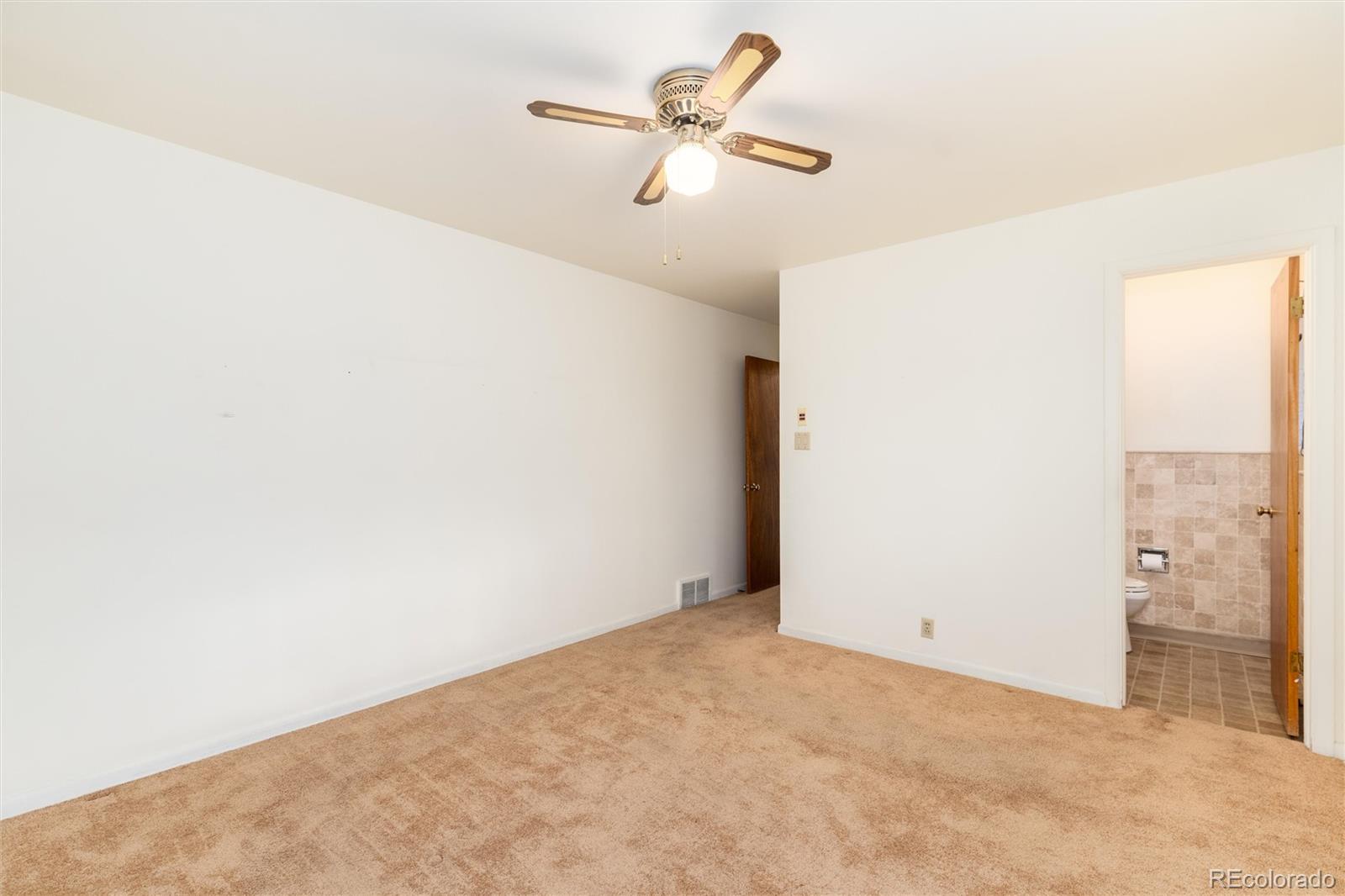 MLS Image #16 for 5582 e colorado avenue,denver, Colorado