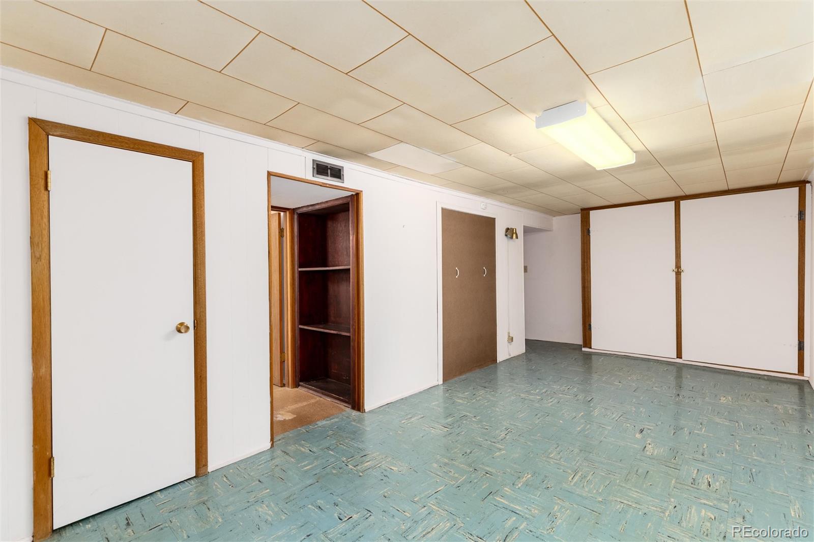 MLS Image #23 for 5582 e colorado avenue,denver, Colorado