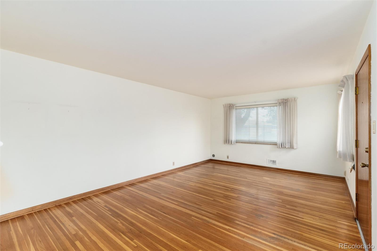 MLS Image #5 for 5582 e colorado avenue,denver, Colorado