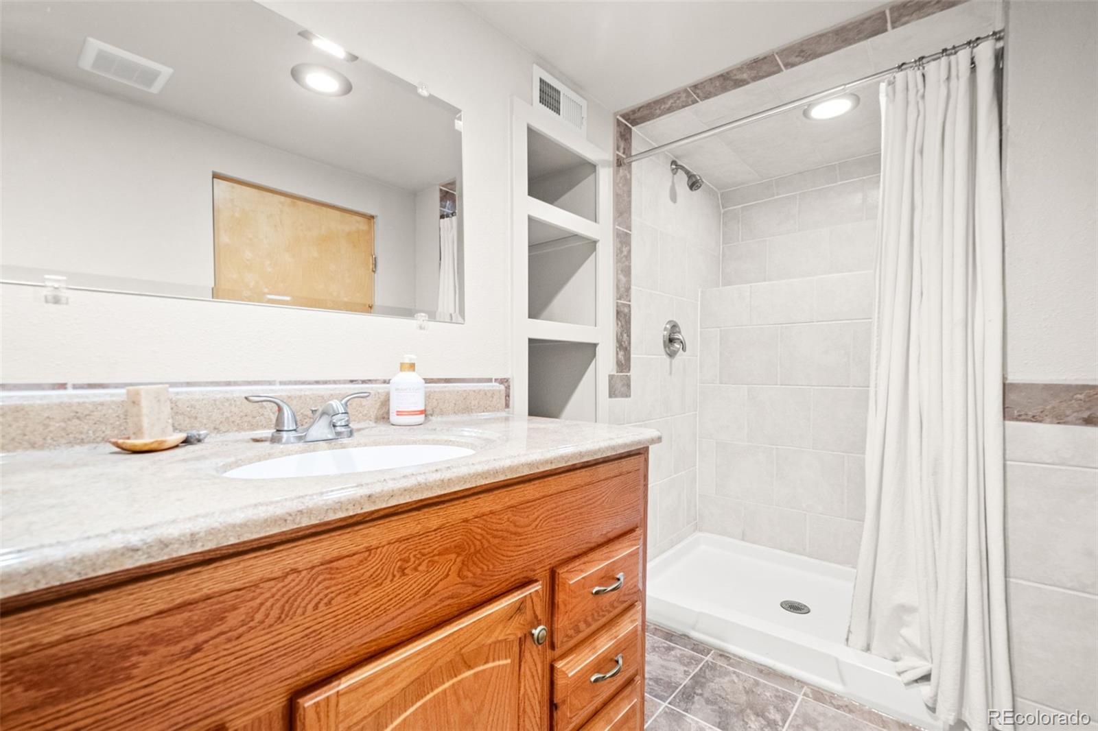 MLS Image #34 for 4550 s fox street,englewood, Colorado