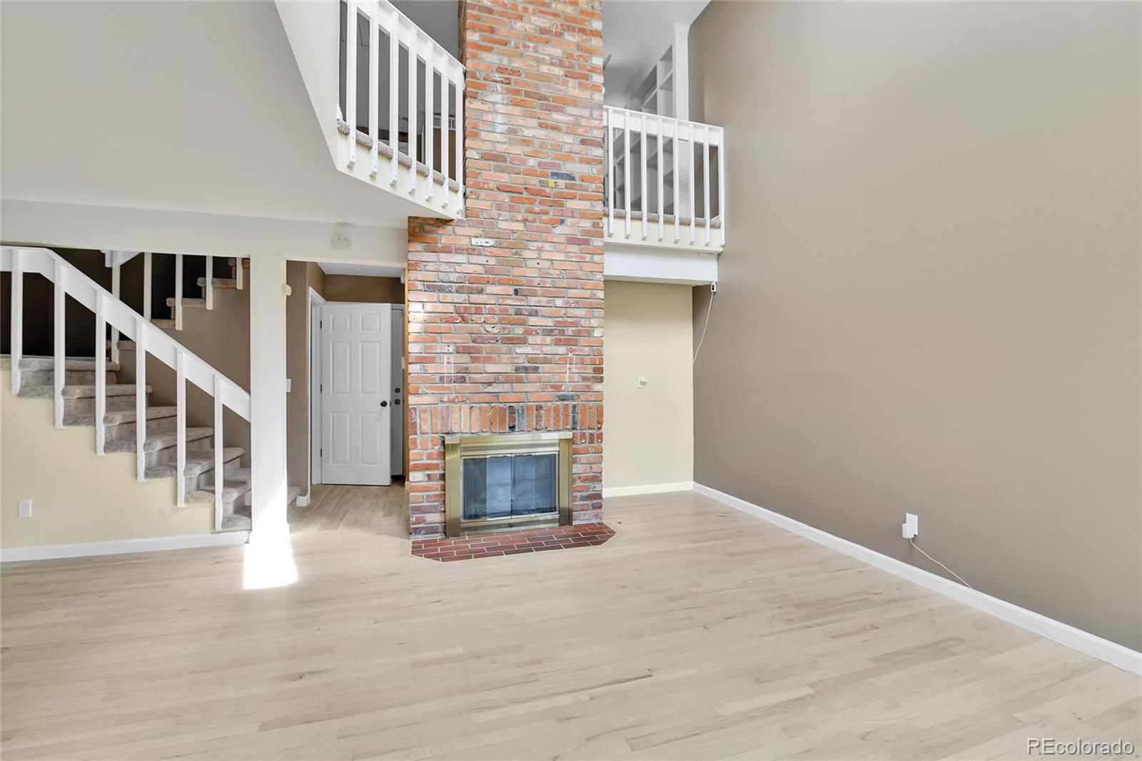 MLS Image #2 for 14204 e radcliff circle,aurora, Colorado
