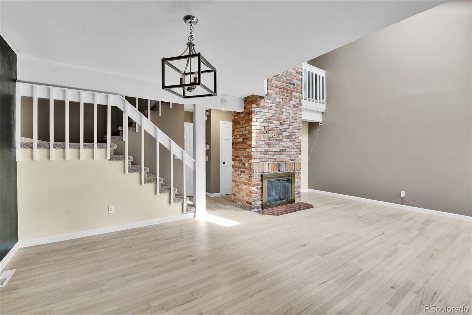 MLS Image #3 for 14204 e radcliff circle,aurora, Colorado
