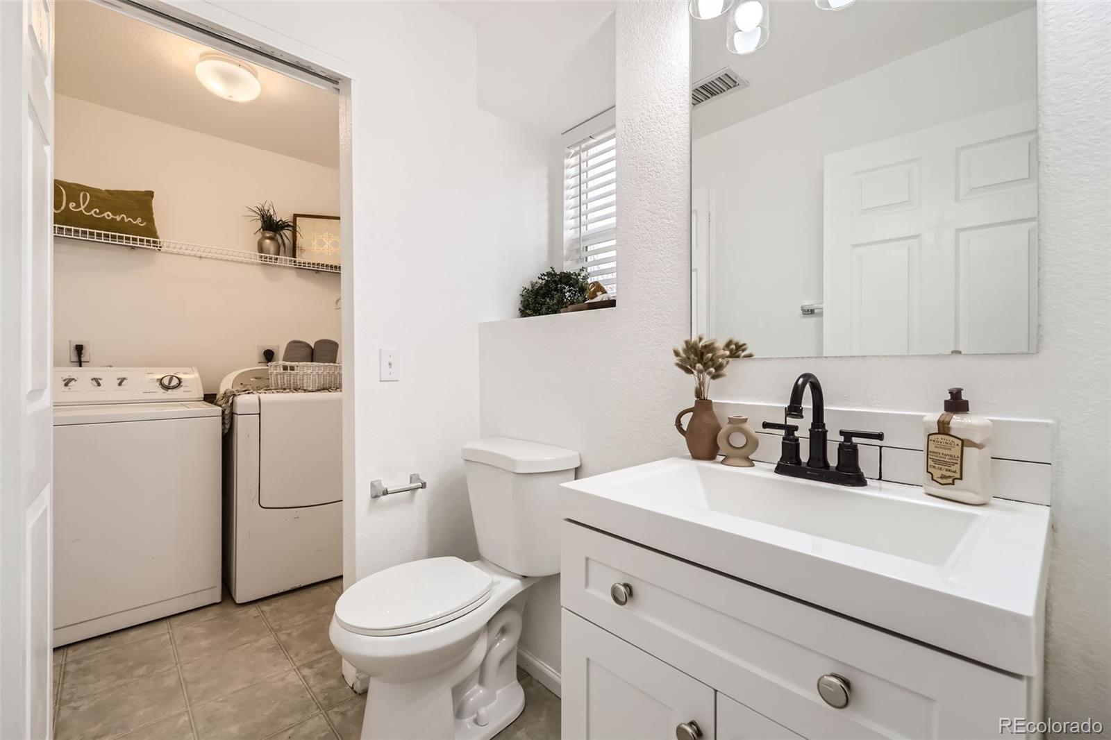 MLS Image #10 for 5873  ceylon street,denver, Colorado
