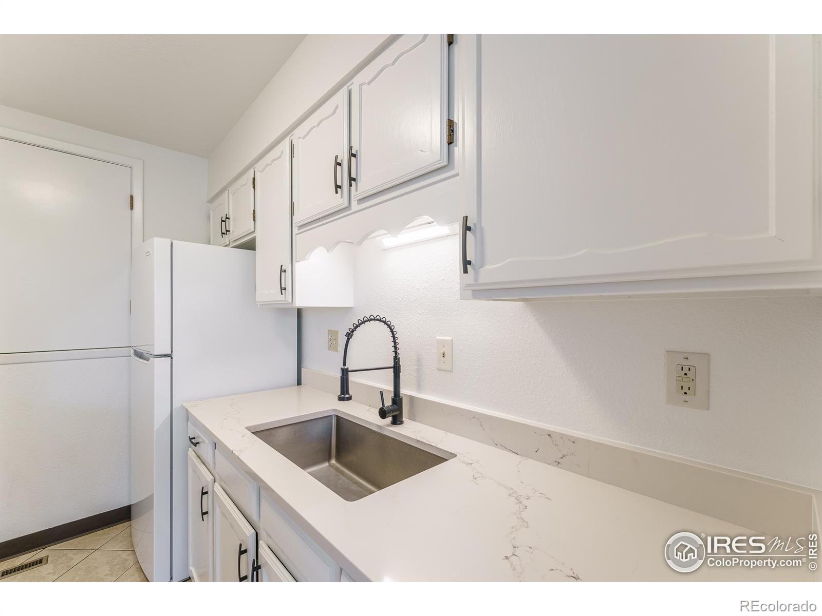 MLS Image #2 for 1225  centaur circle,lafayette, Colorado