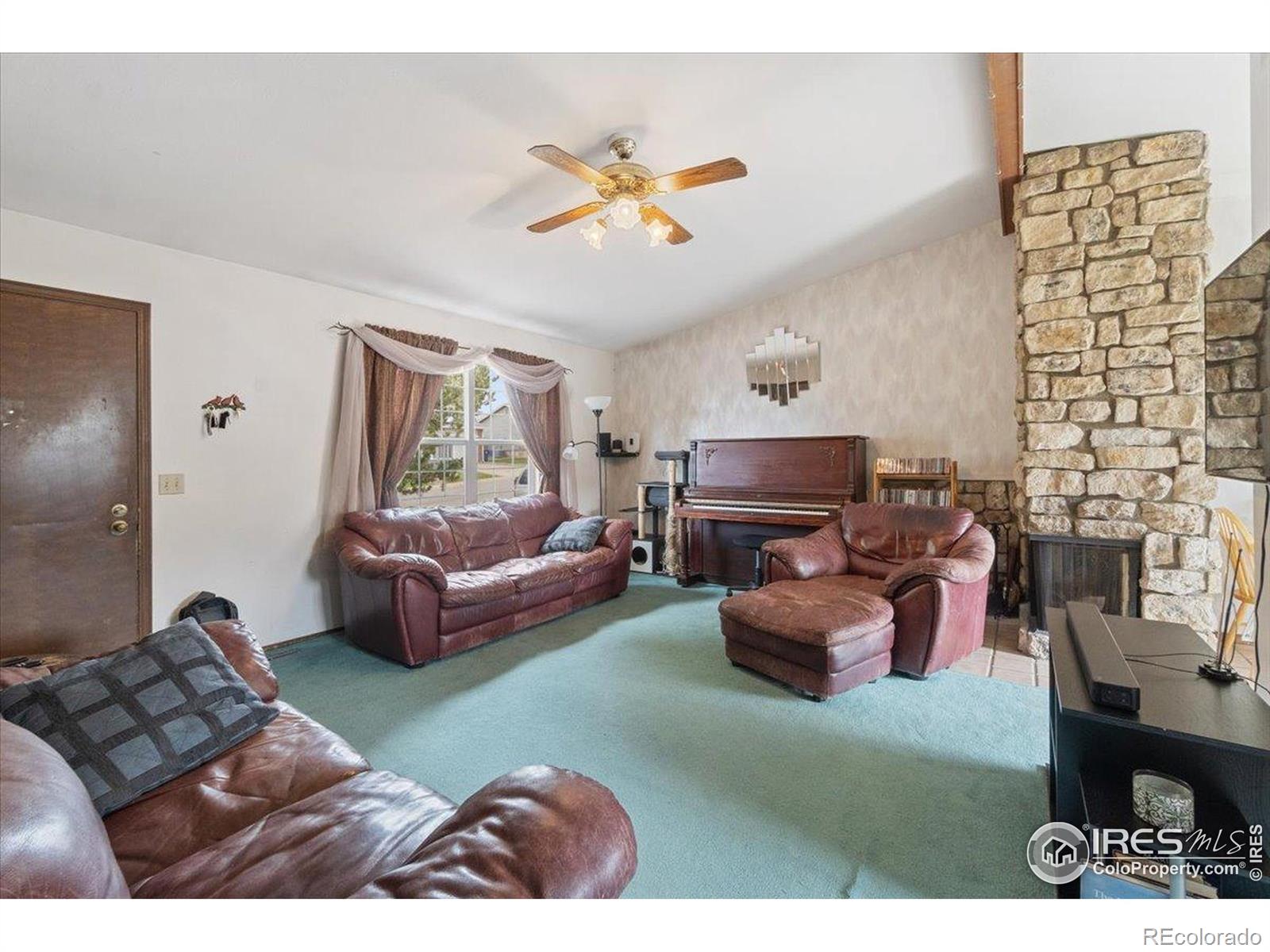 MLS Image #2 for 18030 e loyola drive,aurora, Colorado