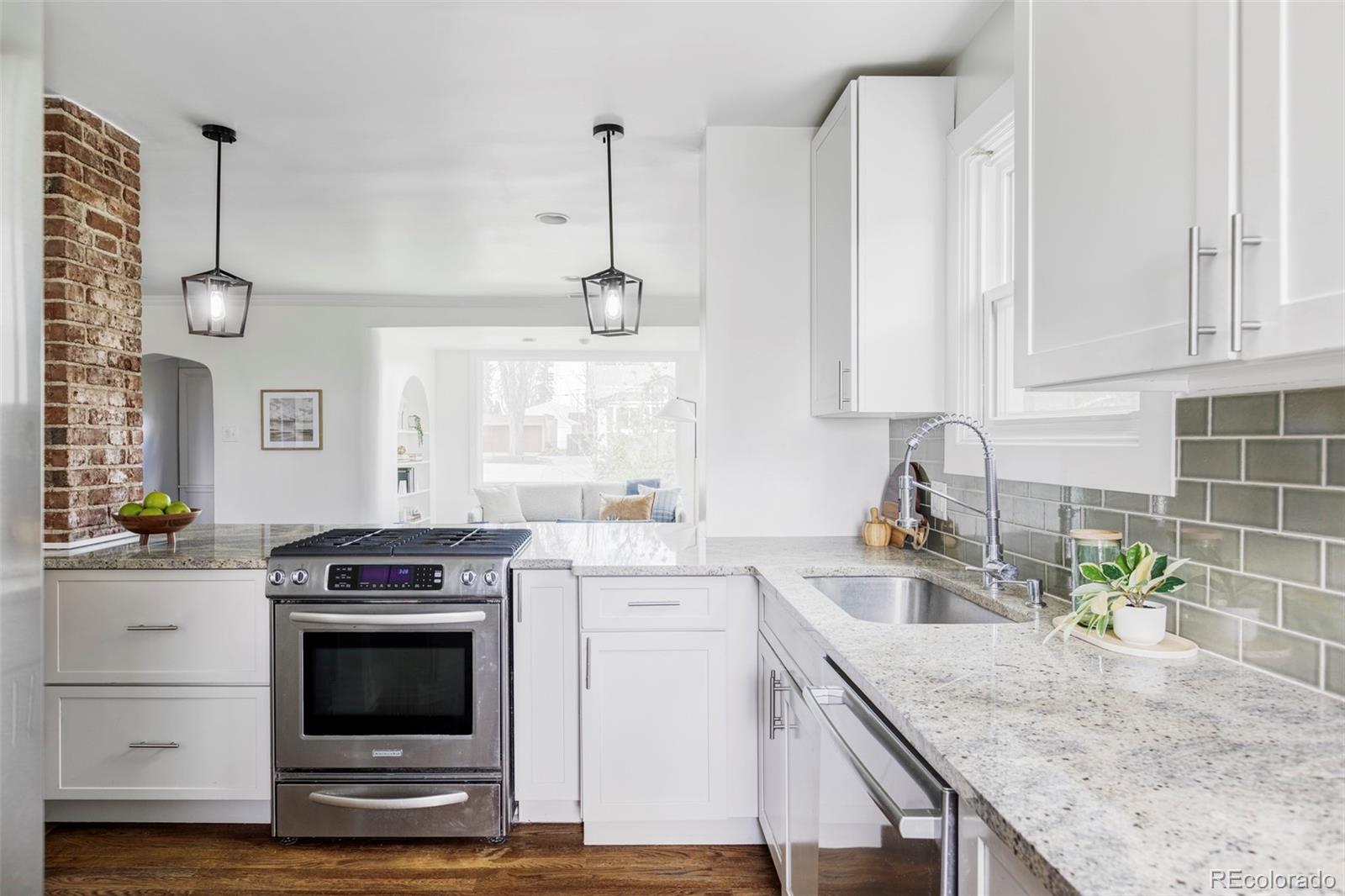 MLS Image #10 for 4828 w 32nd avenue,denver, Colorado