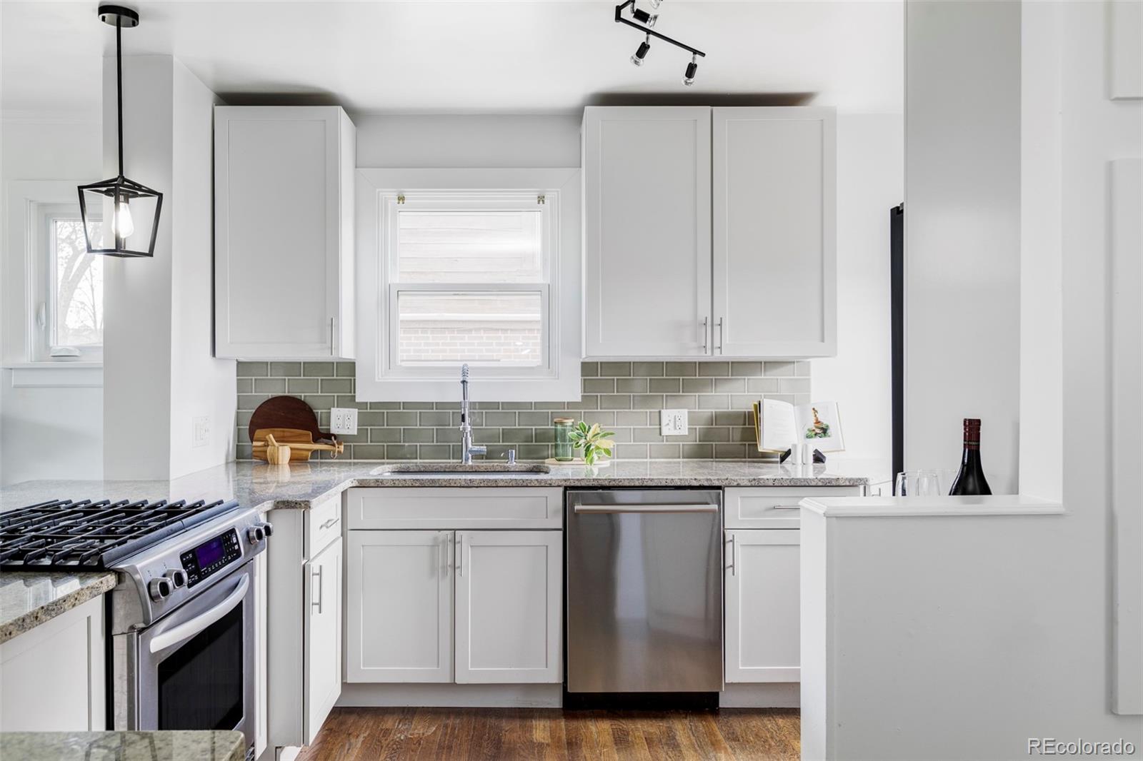 MLS Image #8 for 4828 w 32nd avenue,denver, Colorado