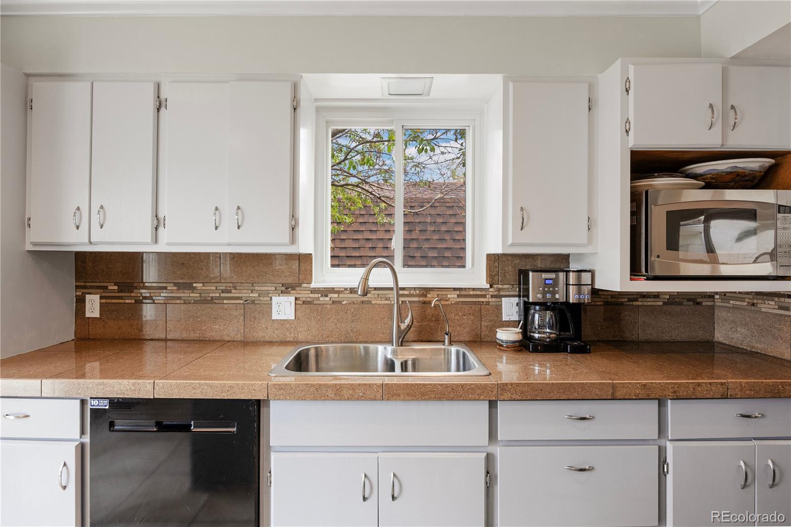 MLS Image #14 for 4650 s laredo street,aurora, Colorado