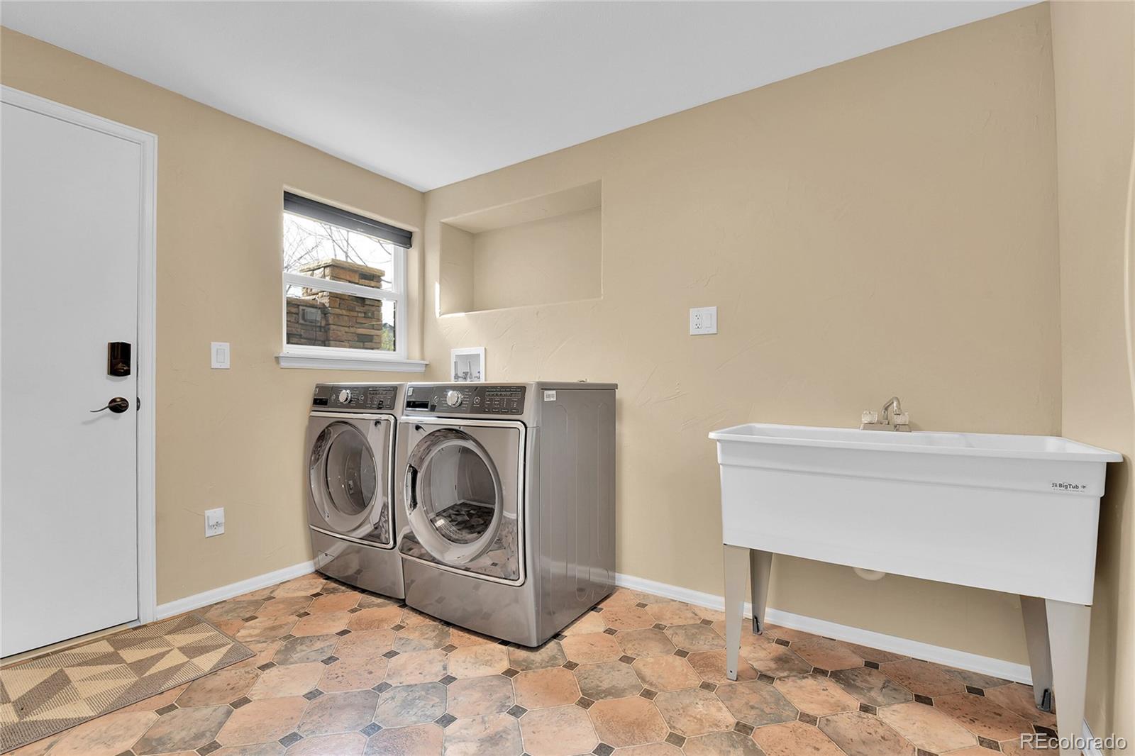 MLS Image #32 for 4470 s yates street,denver, Colorado