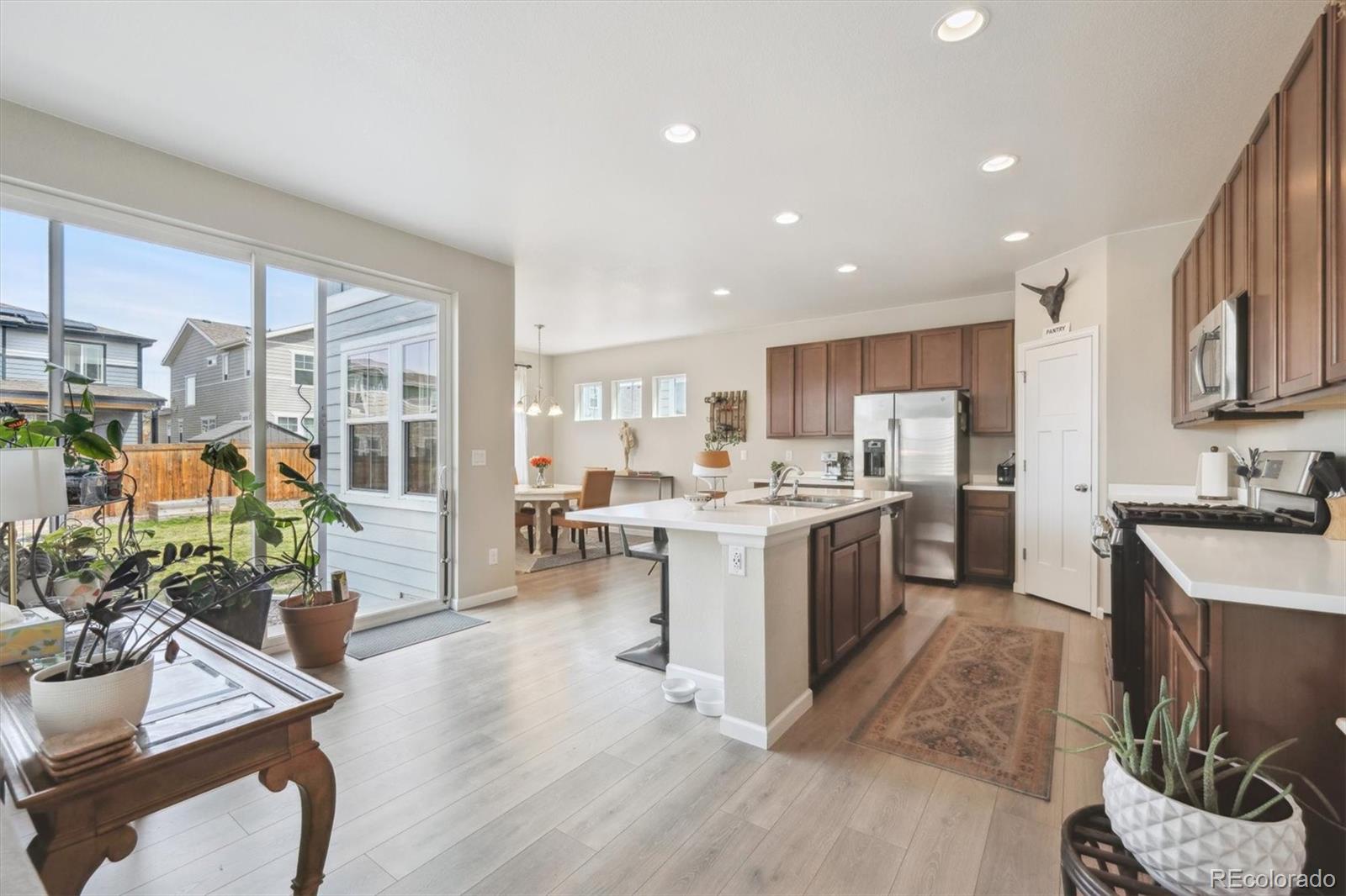 MLS Image #4 for 27837 e 8th avenue,aurora, Colorado
