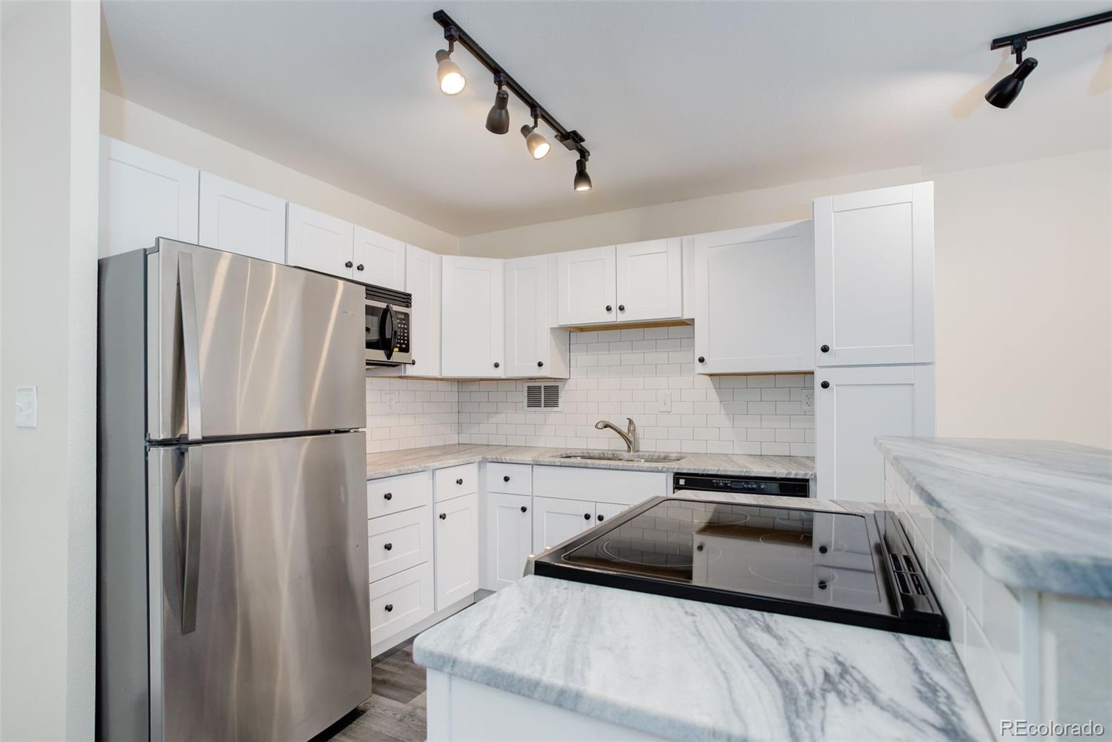 MLS Image #6 for 1121  albion street,denver, Colorado