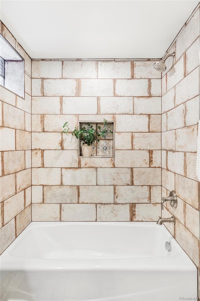 MLS Image #25 for 479 s clarkson street,denver, Colorado