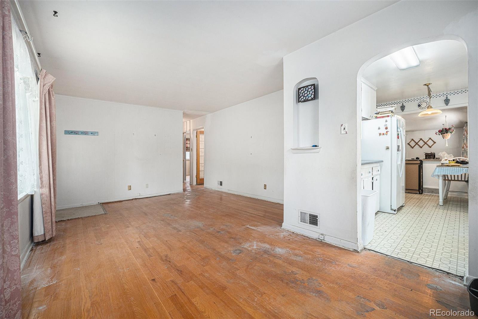 MLS Image #4 for 390  yates street,denver, Colorado