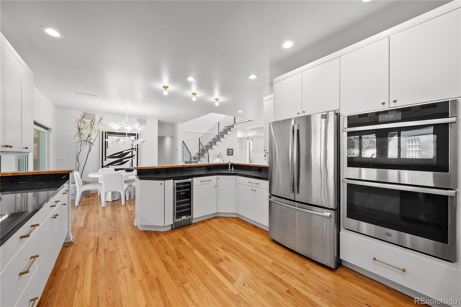MLS Image #6 for 970 s steele street,denver, Colorado