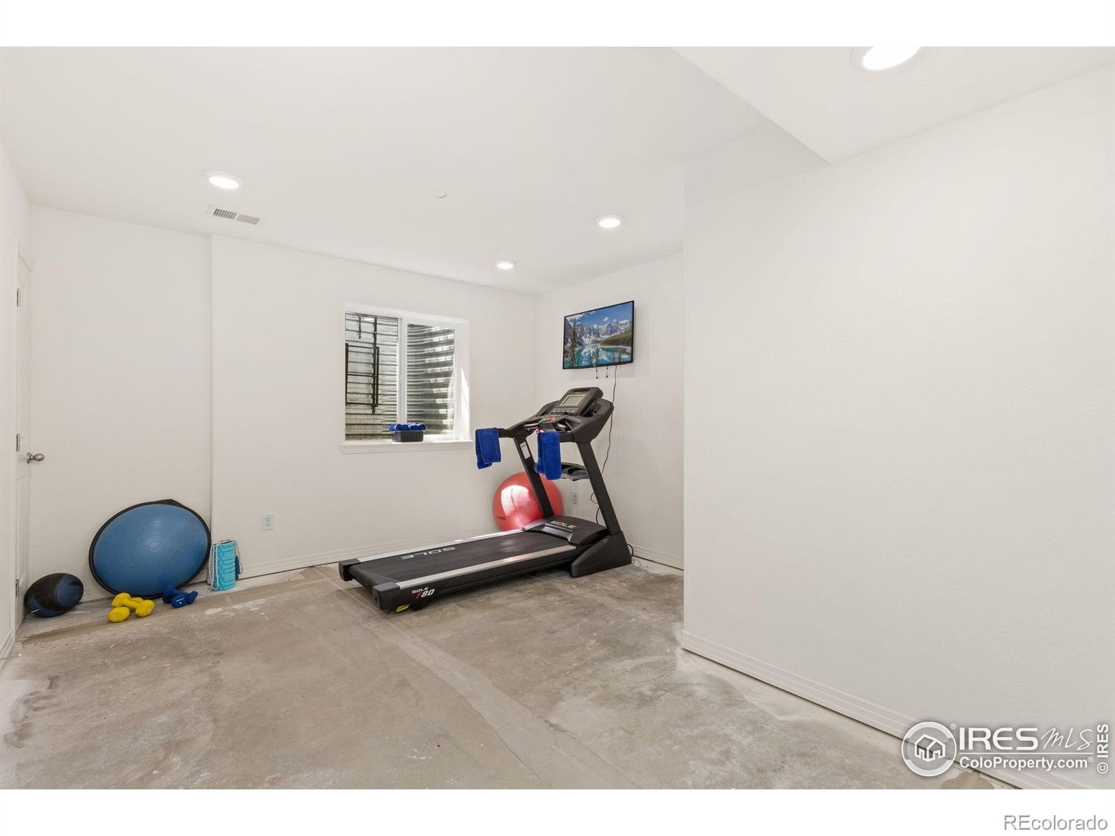 MLS Image #21 for 1619  bluefield avenue,longmont, Colorado