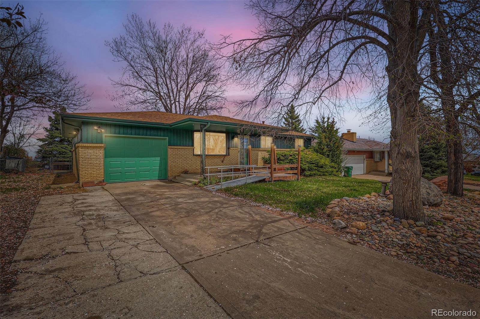 CMA Image for 13621 e center avenue,Aurora, Colorado