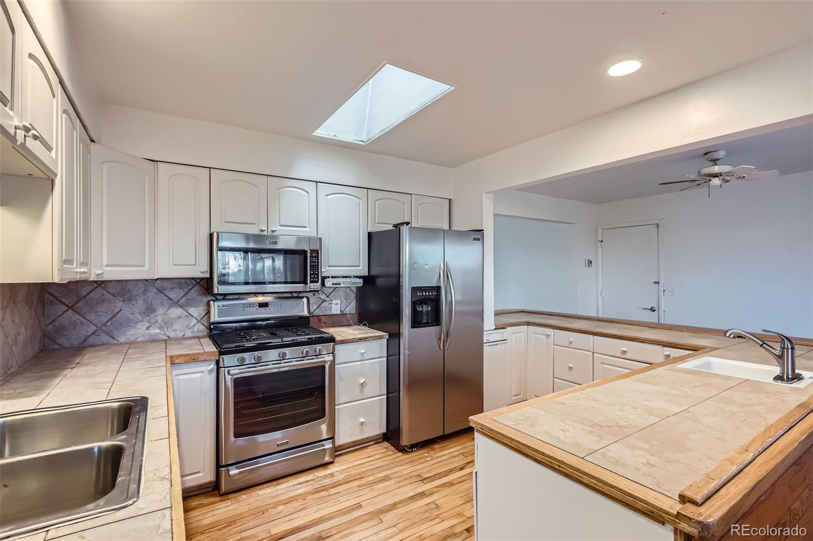 MLS Image #7 for 13621 e center avenue,aurora, Colorado