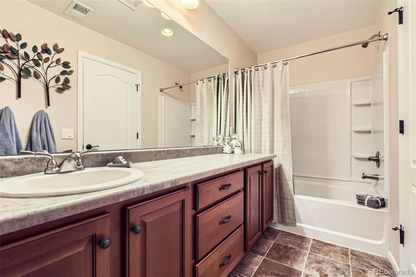 MLS Image #18 for 5138  lisbon way,denver, Colorado