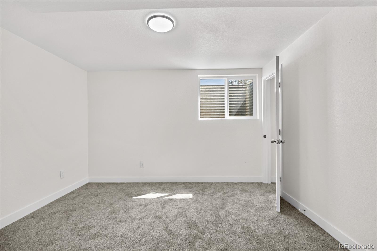 MLS Image #11 for 5556 s sedalia street,centennial, Colorado