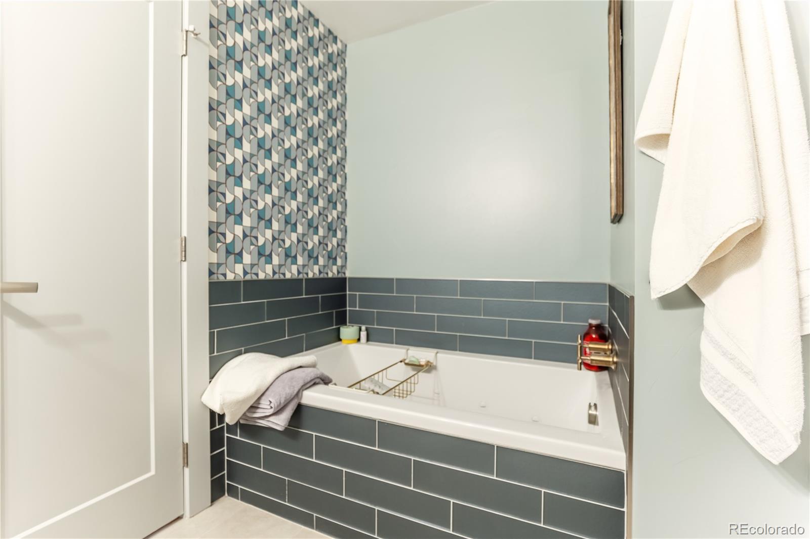 MLS Image #21 for 10395 w 74th place,arvada, Colorado
