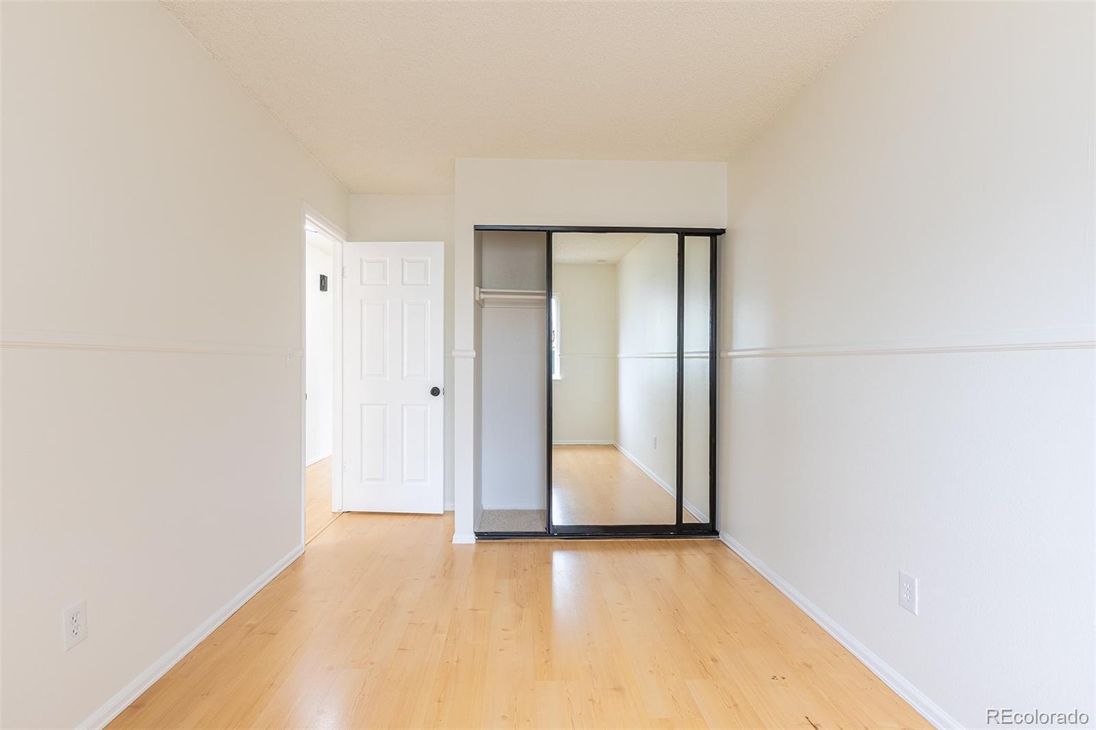 MLS Image #13 for 3892 s mission parkway,aurora, Colorado