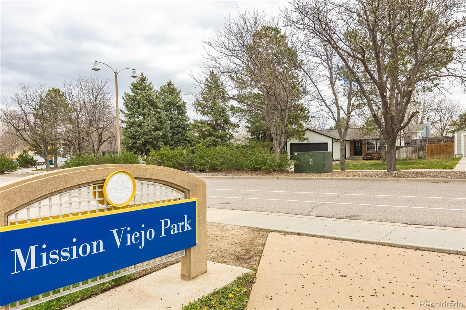 MLS Image #49 for 3892 s mission parkway,aurora, Colorado