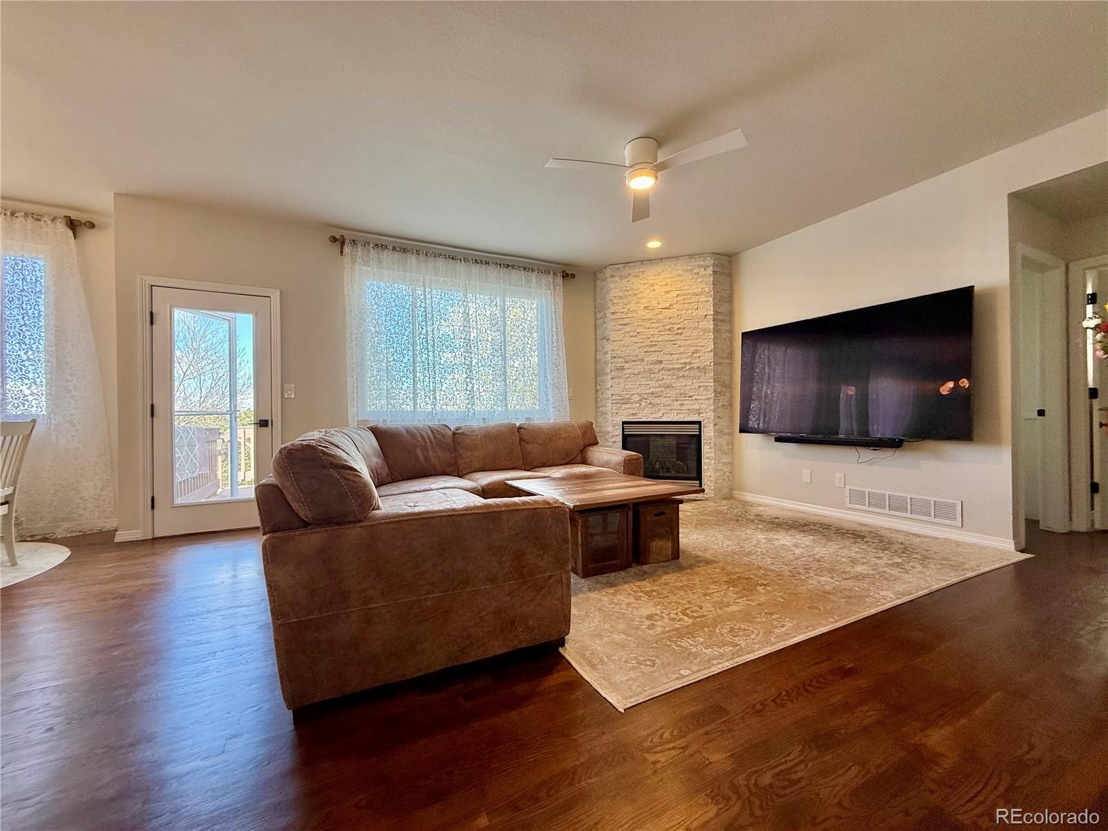 MLS Image #14 for 18145 e weaver avenue,aurora, Colorado