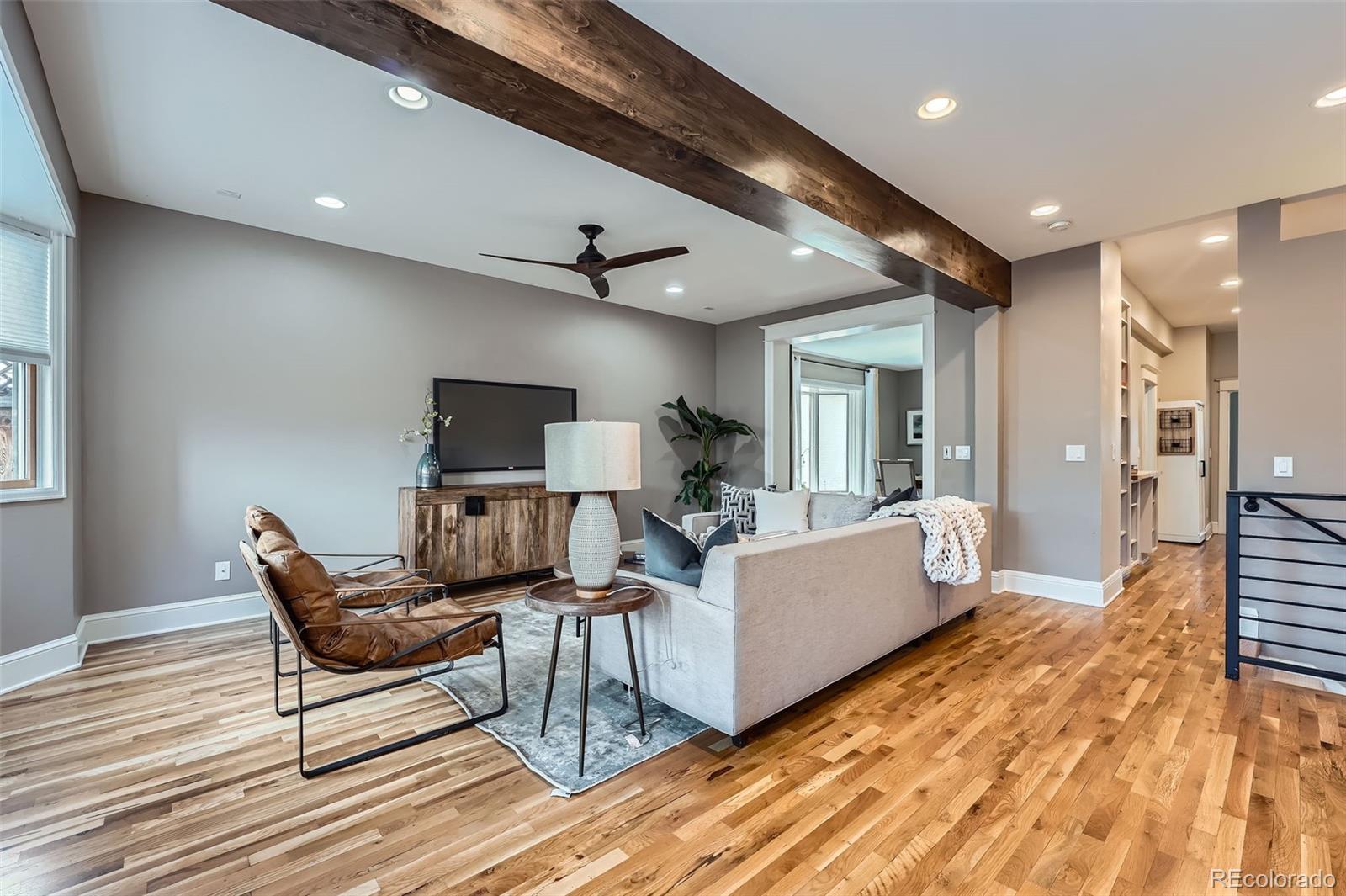 MLS Image #16 for 930 s pennsylvania street,denver, Colorado