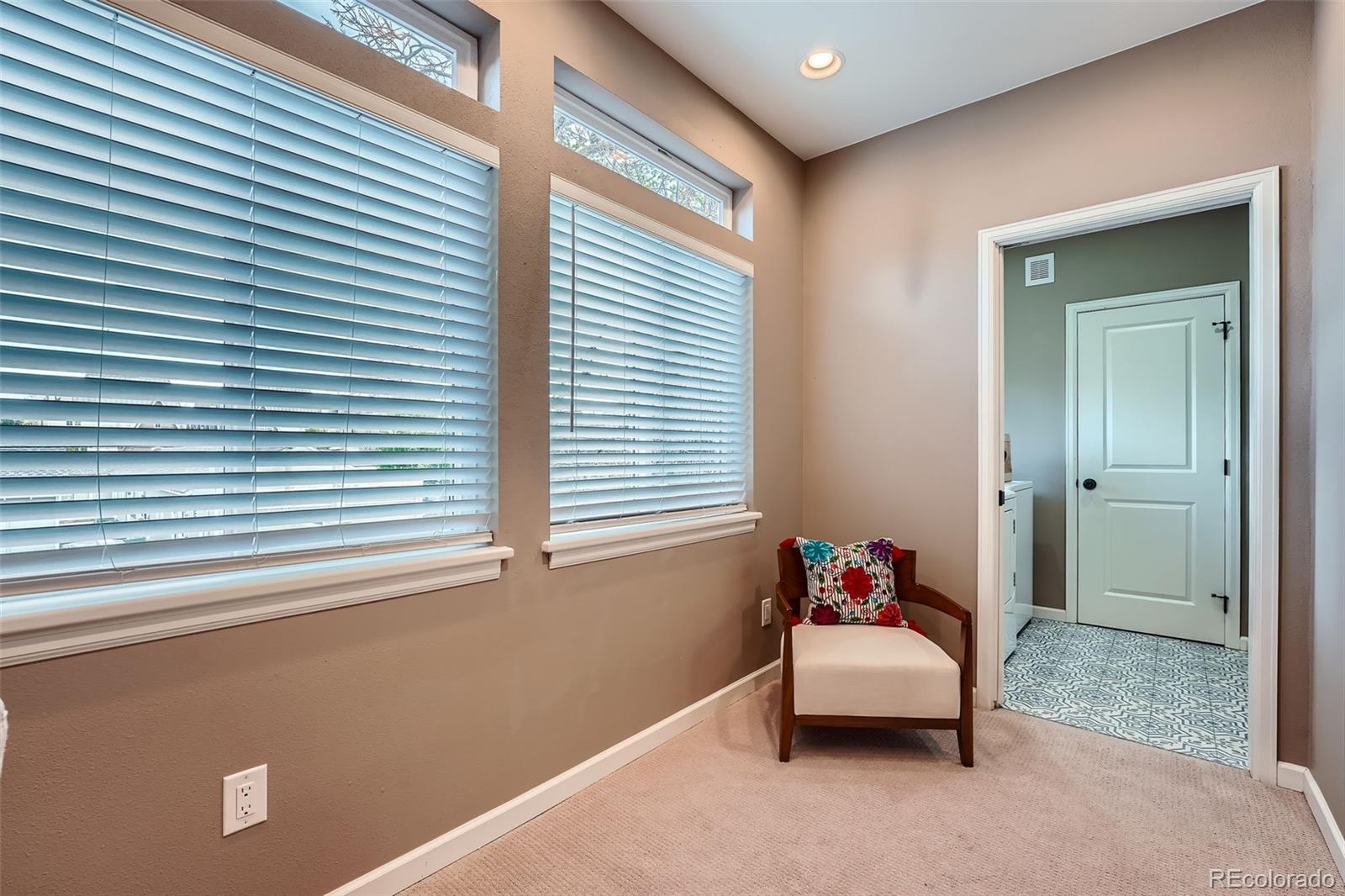 MLS Image #24 for 930 s pennsylvania street,denver, Colorado