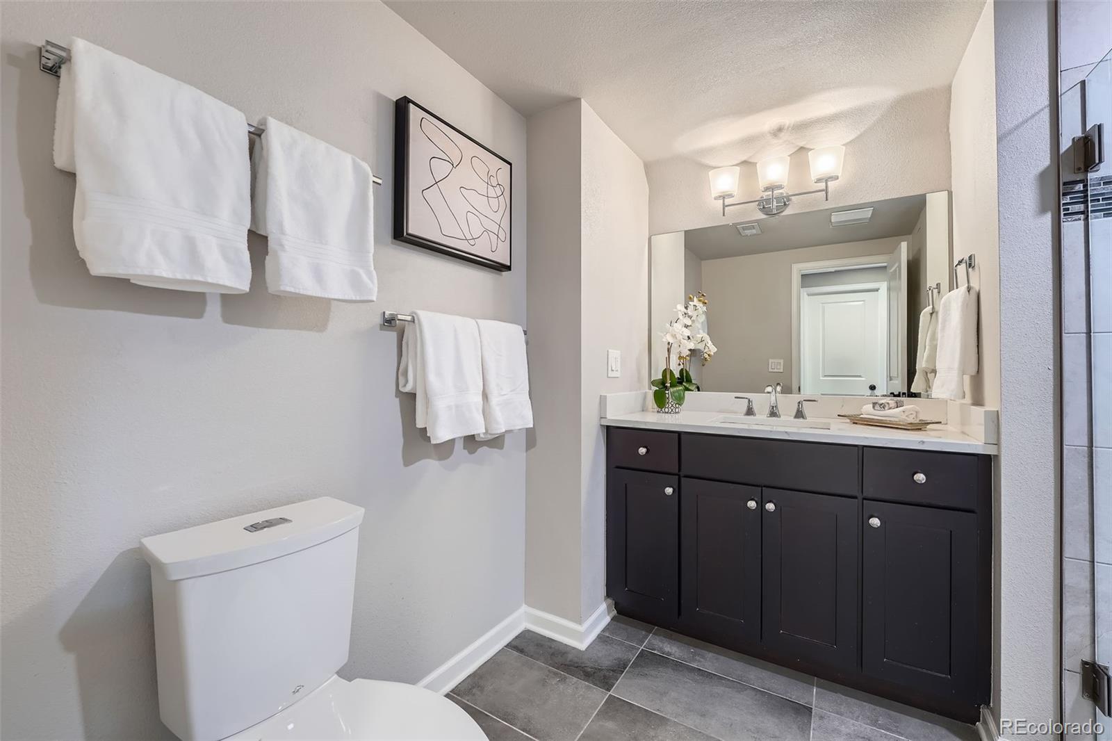 MLS Image #26 for 930 s pennsylvania street,denver, Colorado