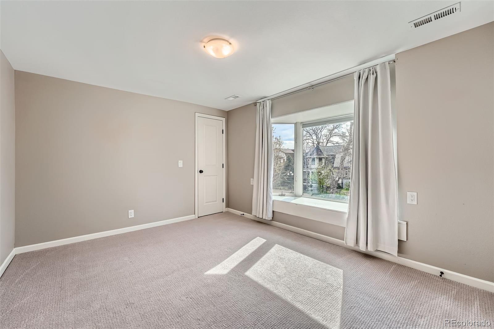 MLS Image #30 for 930 s pennsylvania street,denver, Colorado