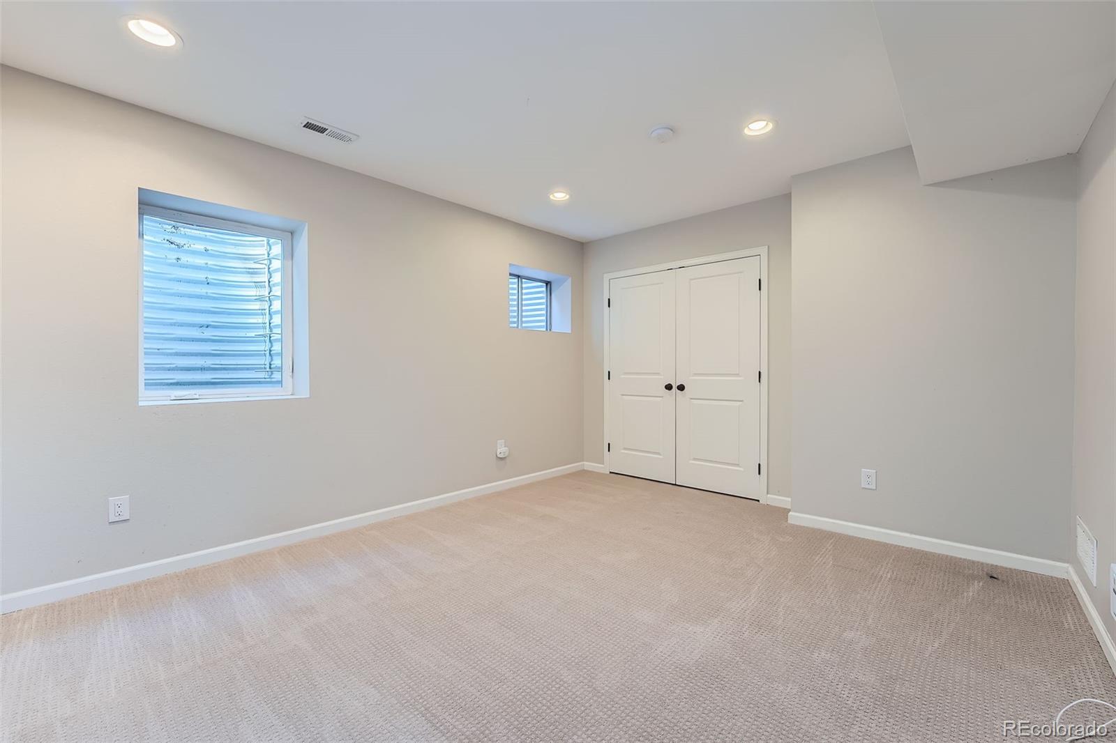 MLS Image #33 for 930 s pennsylvania street,denver, Colorado