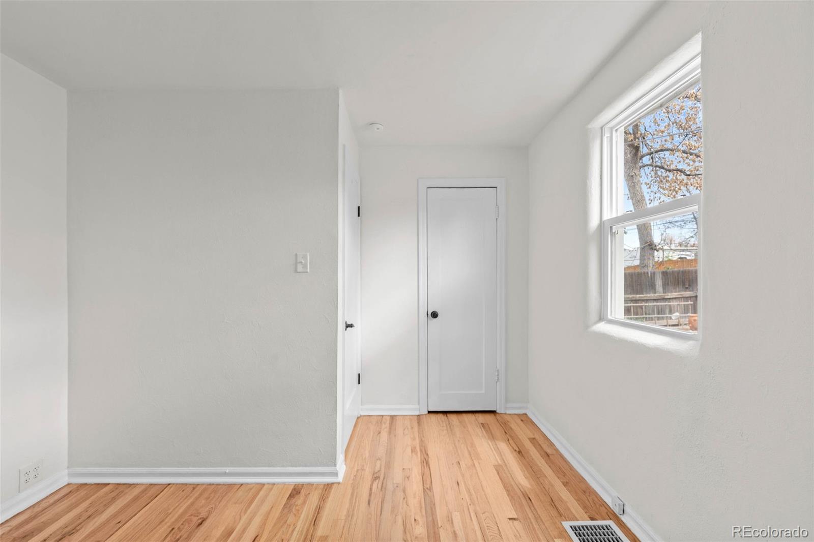 MLS Image #13 for 3368 s corona street,englewood, Colorado