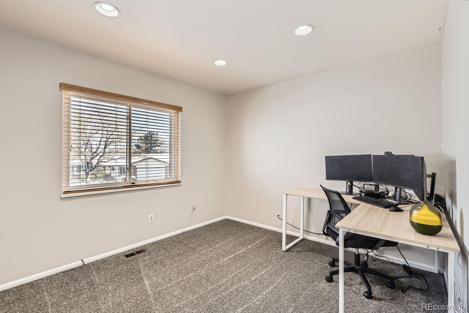 MLS Image #17 for 2221 s arbutus court,lakewood, Colorado