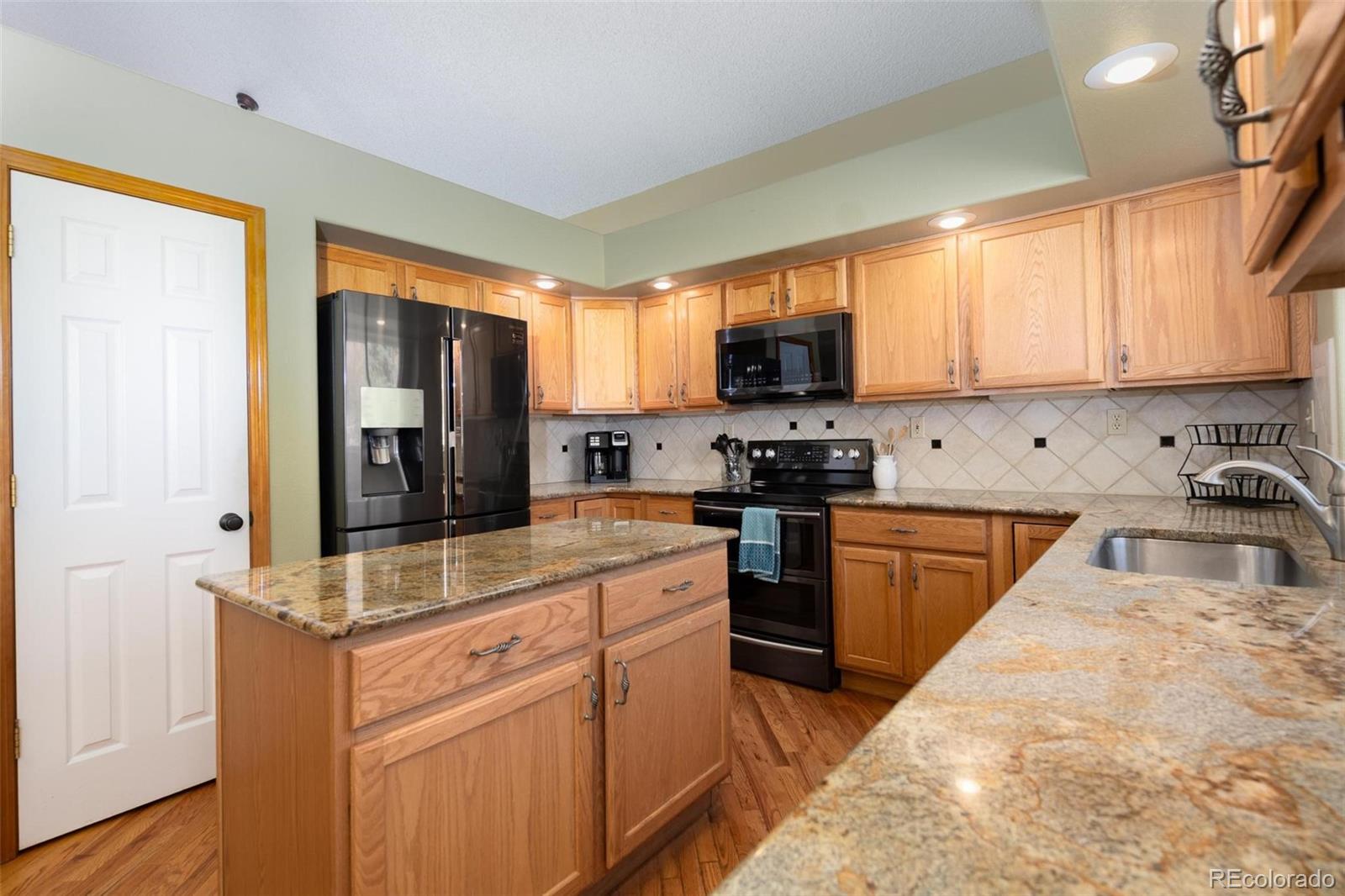 MLS Image #7 for 7106  grand prairie drive,colorado springs, Colorado