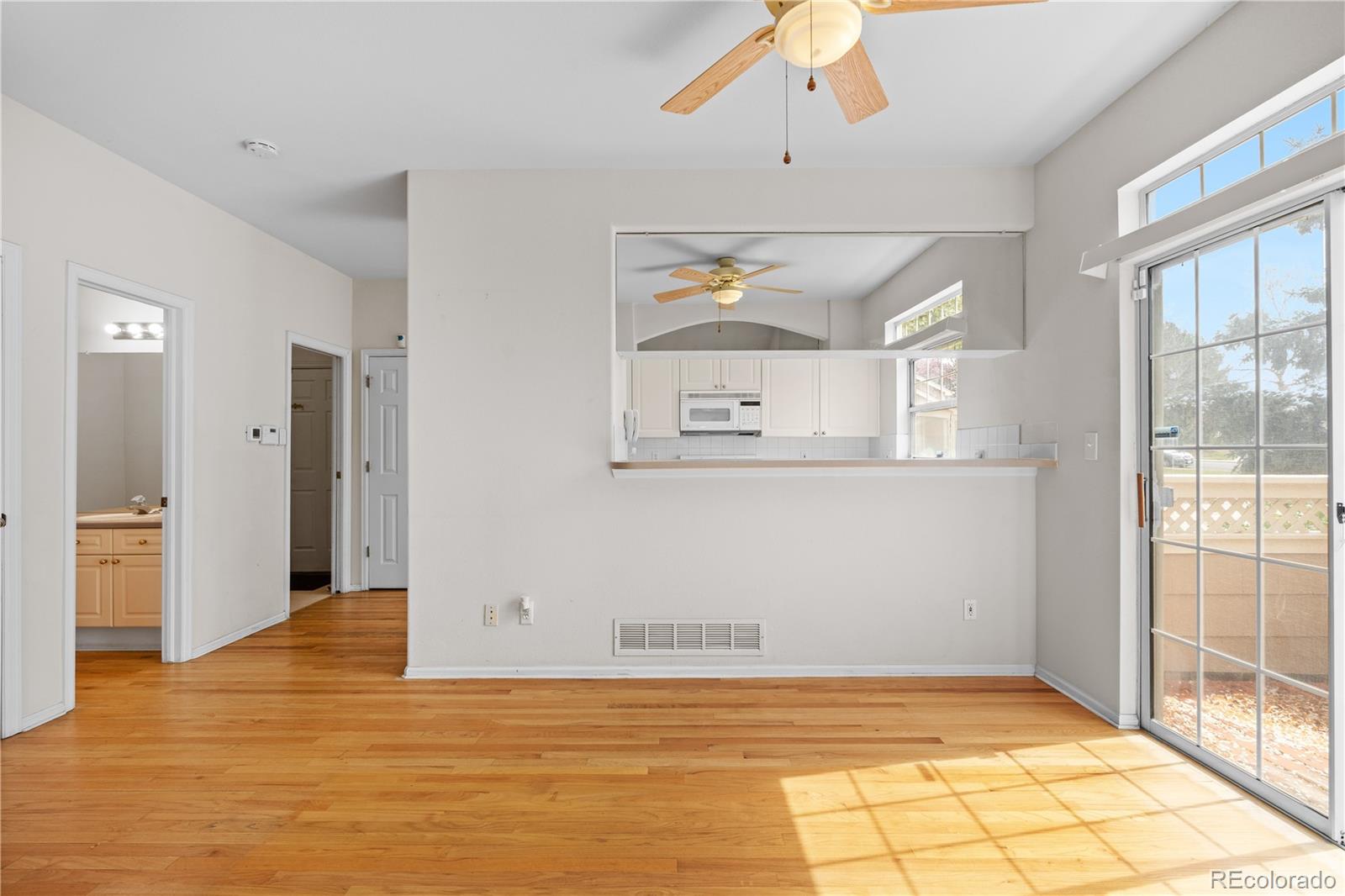 MLS Image #8 for 4069 s abilene circle,aurora, Colorado