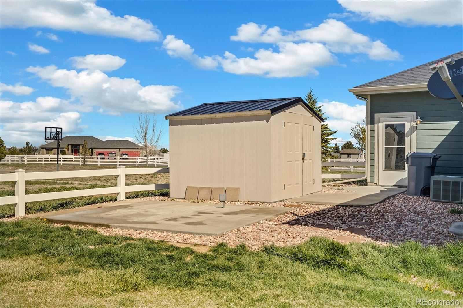 MLS Image #38 for 56330 e 37th court,strasburg, Colorado