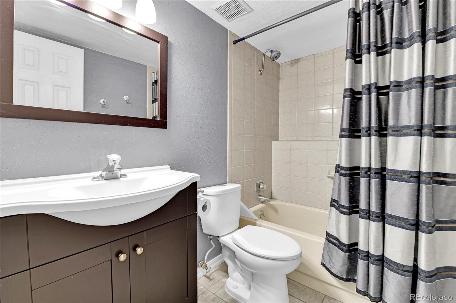 MLS Image #25 for 4038 s atchison way,aurora, Colorado