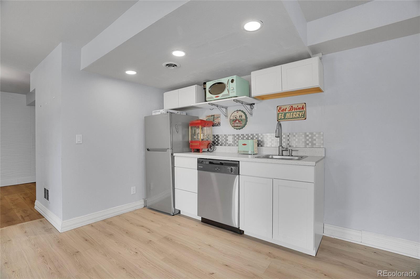 MLS Image #30 for 5668 s rifle court,centennial, Colorado