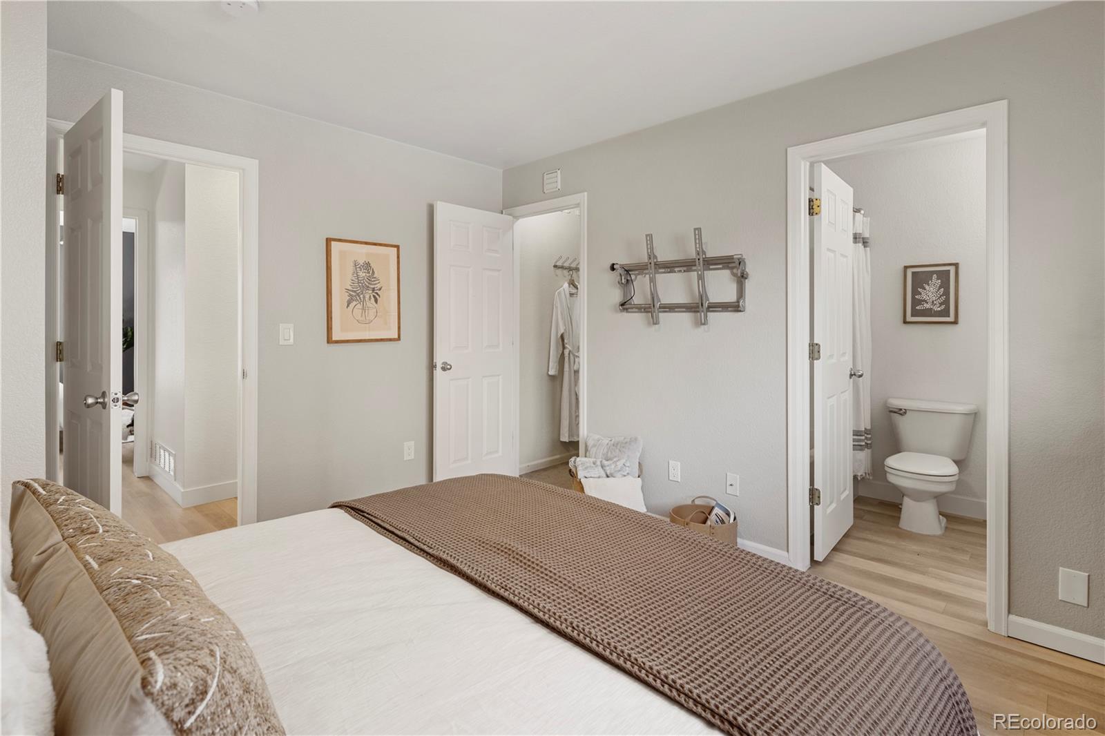 MLS Image #3 for 3251 n madison st ,denver, Colorado
