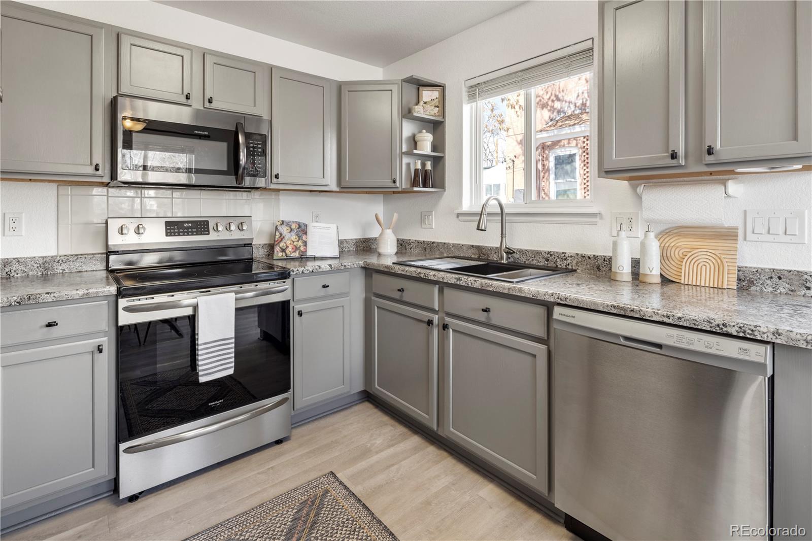 MLS Image #6 for 3251 n madison st ,denver, Colorado