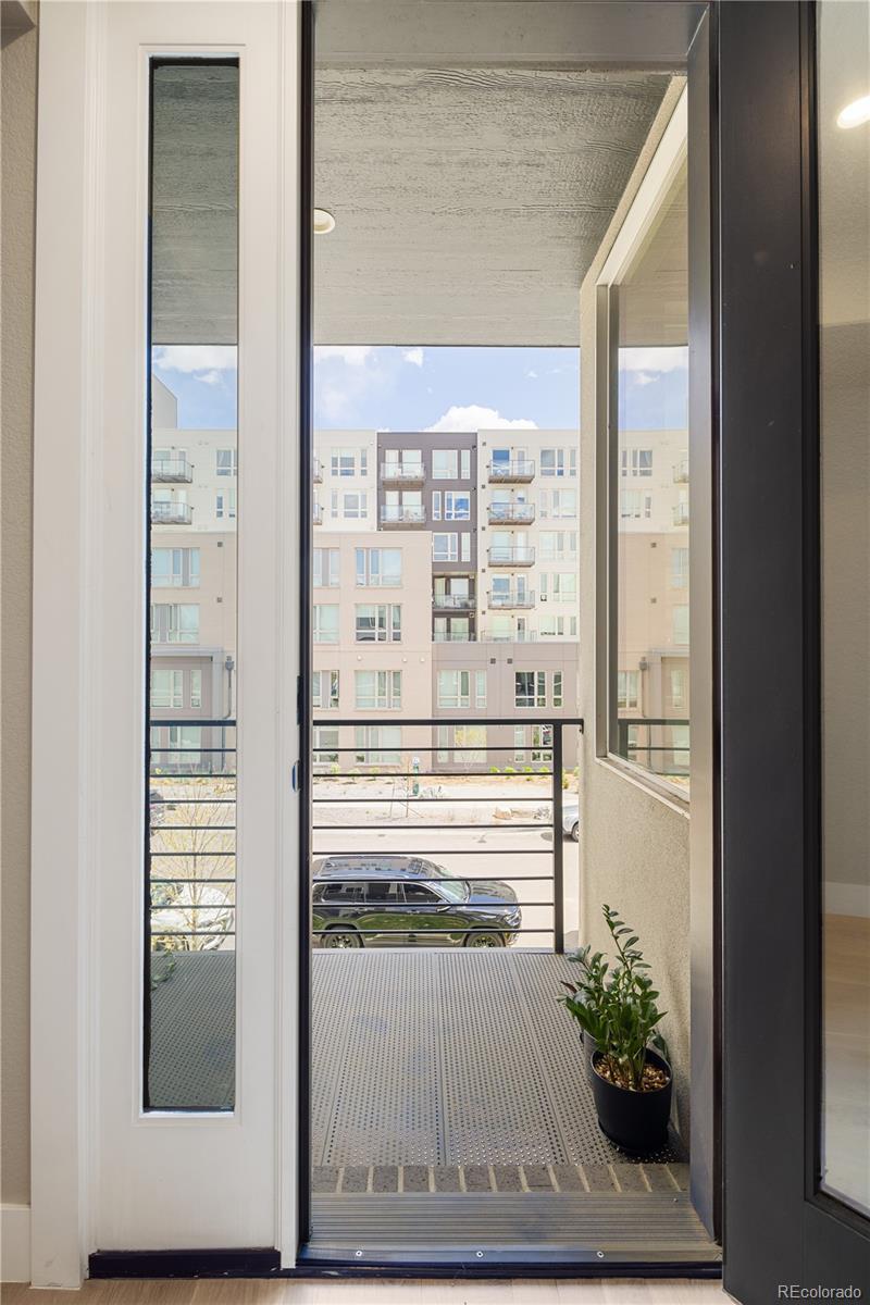 MLS Image #11 for 1581  grove street,denver, Colorado