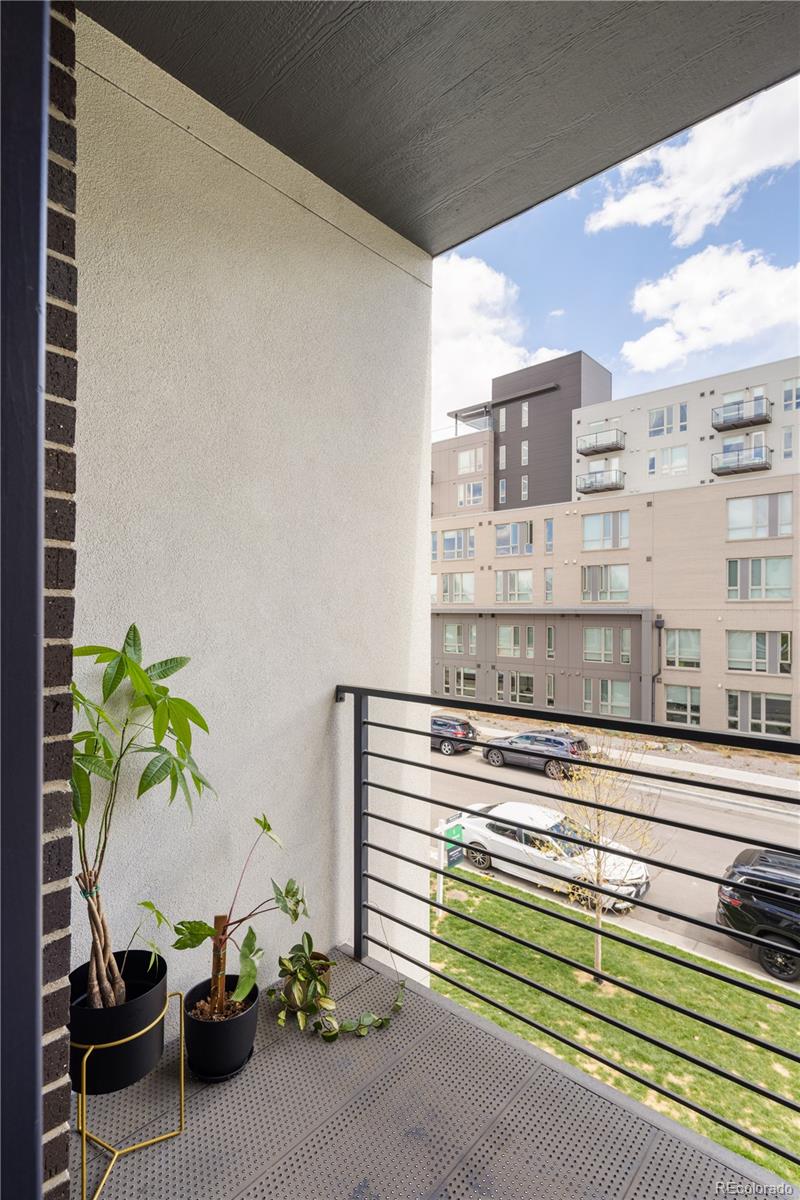 MLS Image #12 for 1581  grove street,denver, Colorado