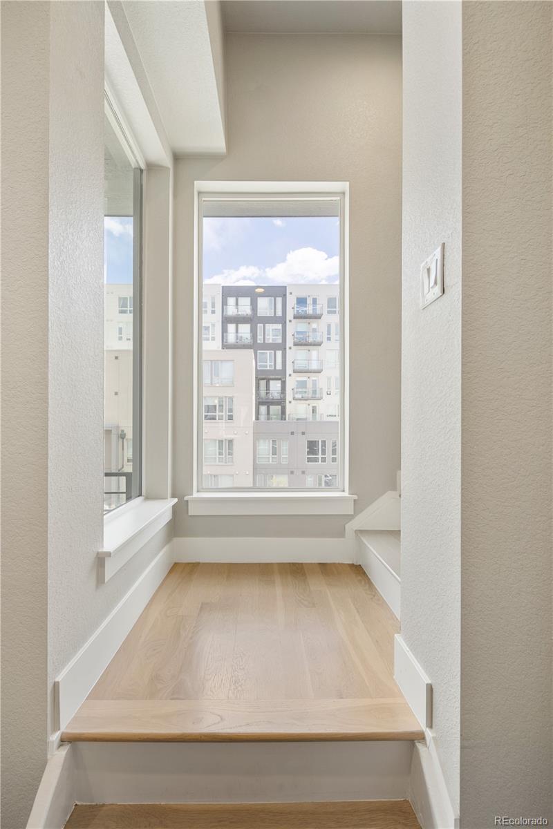 MLS Image #14 for 1581  grove street,denver, Colorado