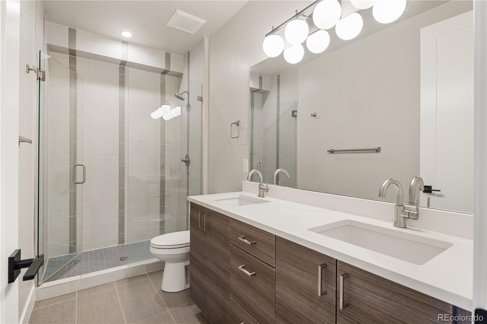 MLS Image #16 for 1581  grove street,denver, Colorado