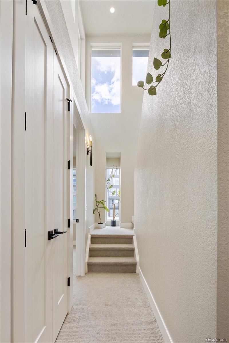 MLS Image #20 for 1581  grove street,denver, Colorado